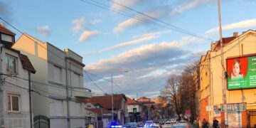 Policija traga za vozilom; foto: čitalac, JV