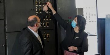 Gradonačelnica i direktor Toplane zajedno ugasili kotlarnicu; foto: Zvanični FB nalog Dragana Sotirovski