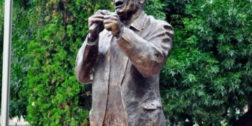 Spomenik Šabanu Bajramoviću na Keju; foto: Nišvil