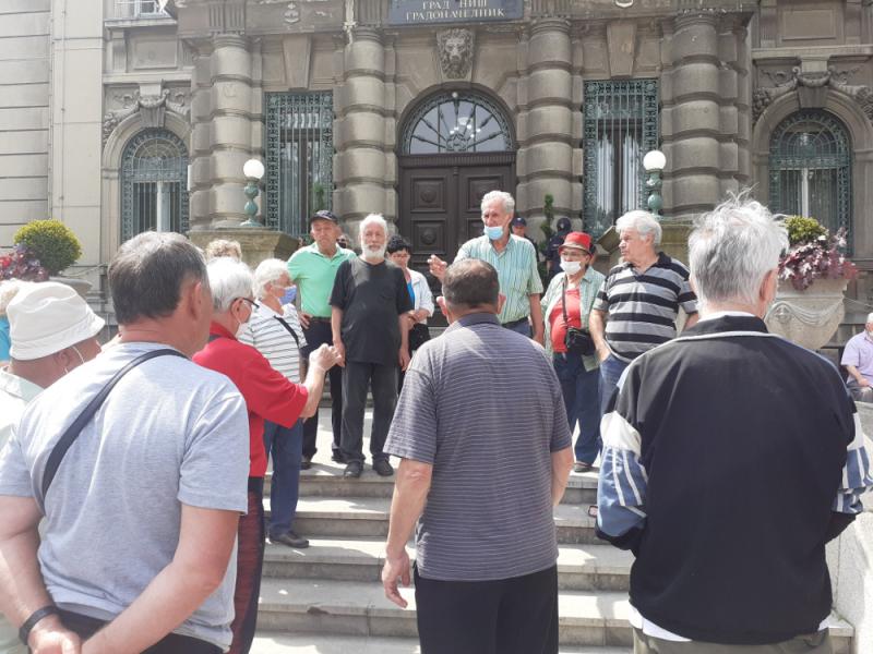 Opet na istom mestu u isto vreme; foto: T. R.