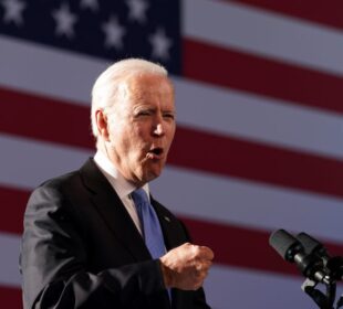 Džo Bajden Foto:REUTERS/Kevin Lamarque