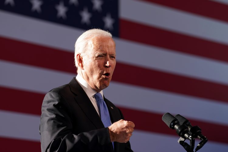 Džo Bajden Foto:REUTERS/Kevin Lamarque