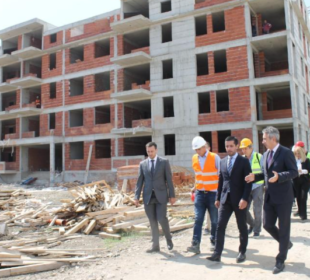 U narednom periodu počinje izgradnja toplovoda, atmosferske kanalizacije, kao i ostali radovi na uređenju oko kompleksa; foto: Grad Vranje