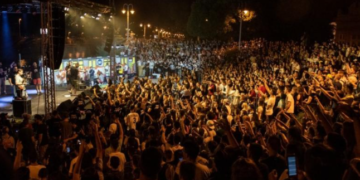 Ove godine zbog epidemioloških mera festival prebačen na Letnju pozornicu; Foto: KOM 018