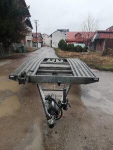 Iznajmljivanje prikolica Niš - UROŠ