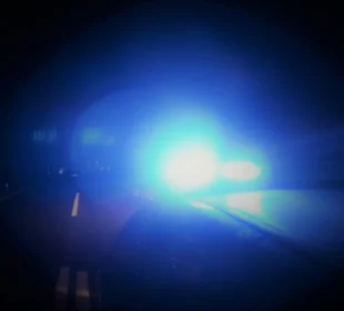 Preuzeto sa izvora: Nezgoda se dogodila sinoć oko 2 sata posle ponoći; Ilustracija foto: A. Kostić