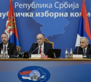 Preuzeto sa izvora: FOTO: RADE PRELIĆ / TANJUG