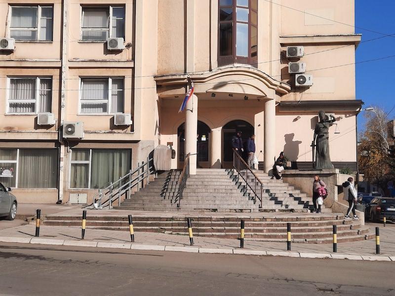 Preuzeto sa izvora: Tućilaštvo će nakon saslušanja osumnjičenih odlučiti da li će predložiti pritvor; Foto: Lj. M.