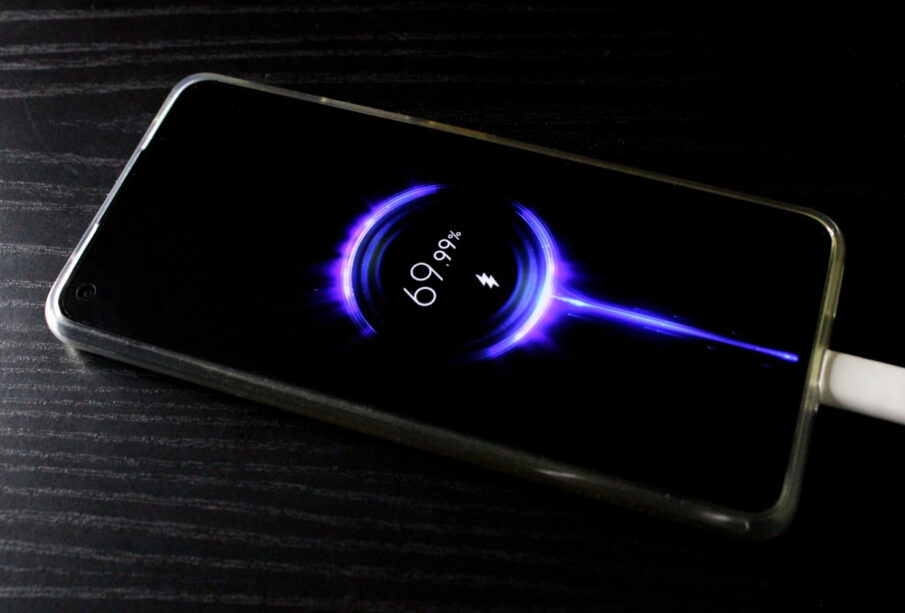 Baterija telefona punjenje