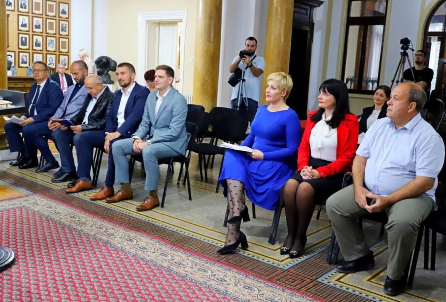 Izvor - Grad Niš Miholjski susreti