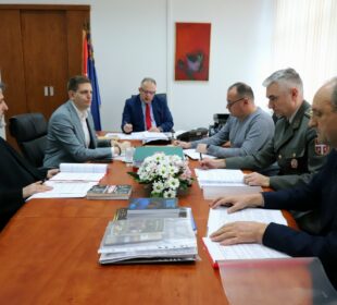Komisija za dodelu nagrada 11. Januar